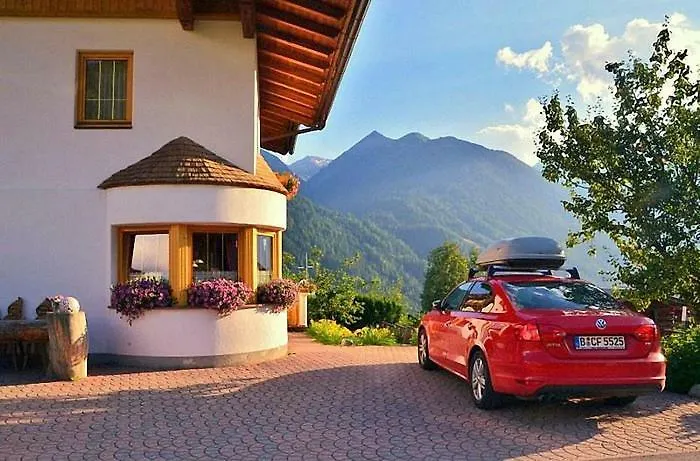 Annemarie Apartment Virgen